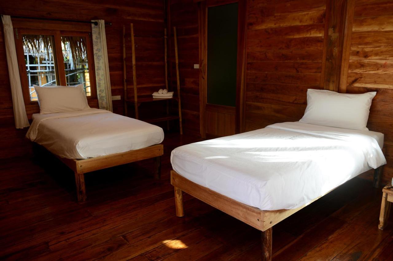 Baan​ Tonlamphu​ Pakpra Hotel Phatthalung Bagian luar foto