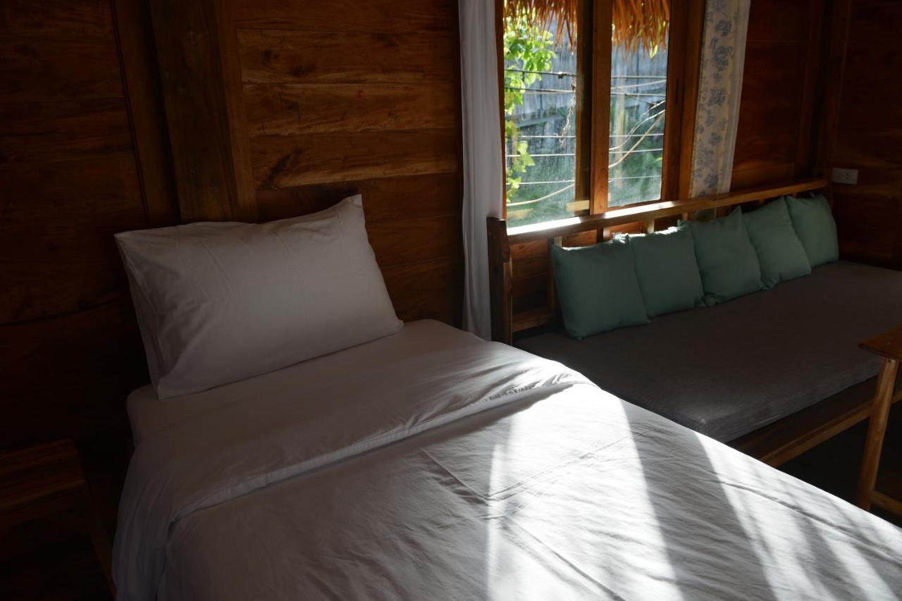 Baan​ Tonlamphu​ Pakpra Hotel Phatthalung Bagian luar foto